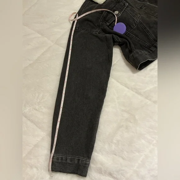 PacSun Women's grey Denim Jacket with White Sherpa Collar - Picture 6 of 9